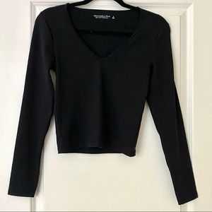 Abercrombie & Fitch Soft AF Collection Seamless Long Sleeve V Neck